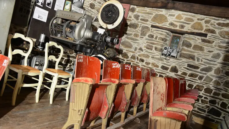 Électrothèque du lac de Guerlédan - Musée de l'Électricité