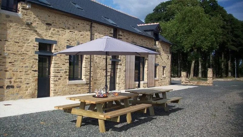 Domaine des Hayes_Maxent_Léquinais Familial_terrasse