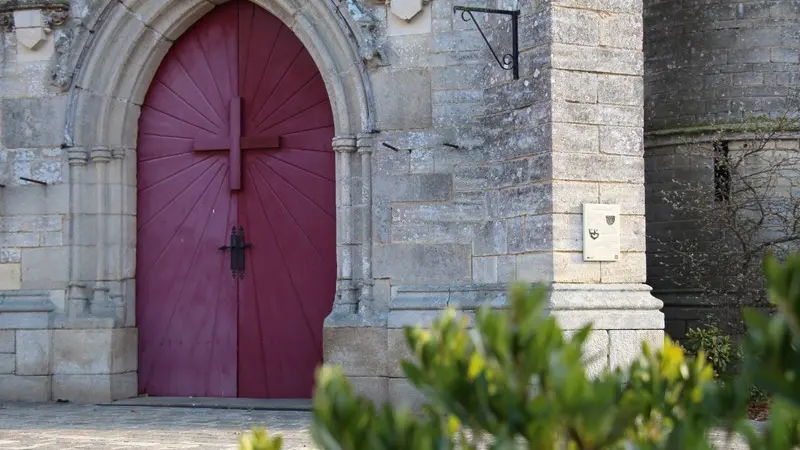 Eglise Landujan