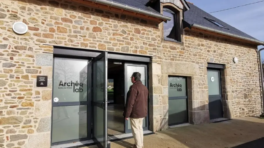 Entrée de l'Archéolab