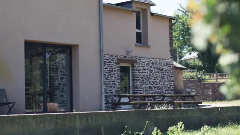 Extérieurs 3 - Gîte la Hulotte - St Malon sur Mel