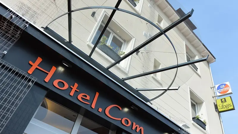 Façade extérieure Hôtel.com