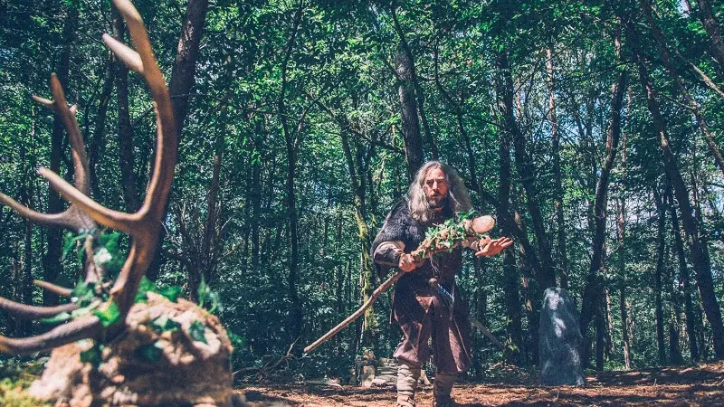 Festival_Excalibur_Nemeton_Fabula_Broceliande_Spectacle-merlin
