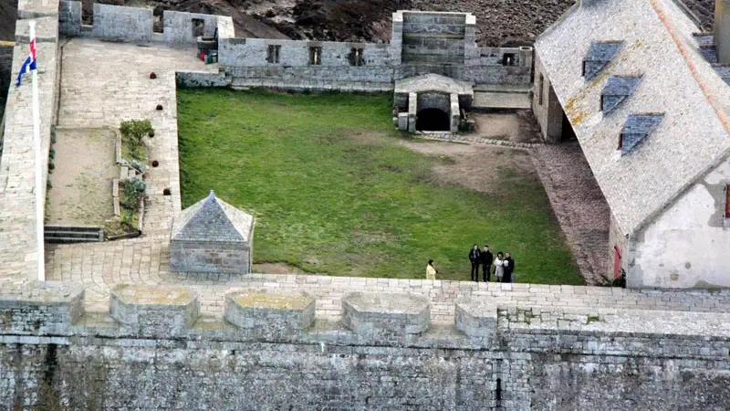 Fort National