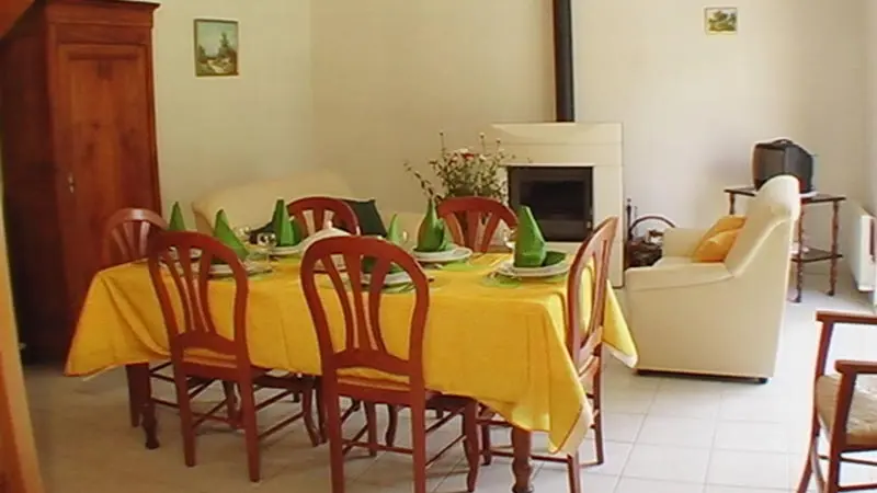 Madame Danielle Jouquand