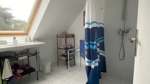 GRANET-2022-hebergement belle ile-Bangor-meublé-salle d'eau