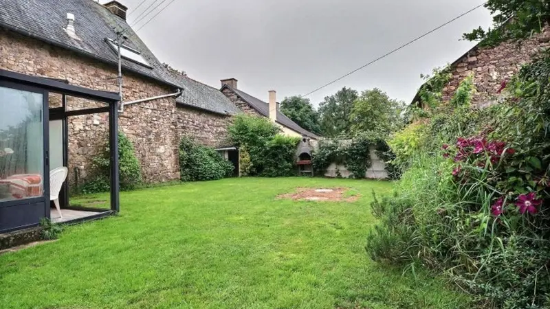 Gîte Nature et Contes_Maxent_Jardin