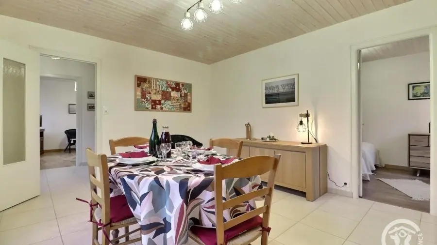 Gîte Brimenel - Espace salle à manger