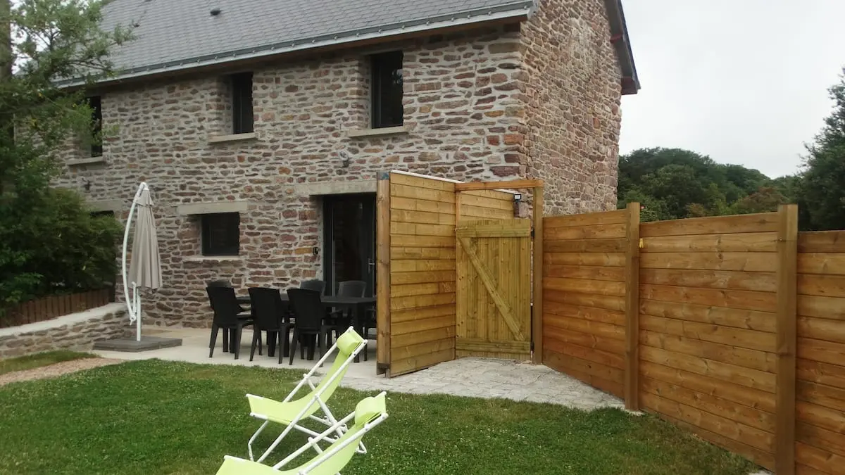 Gîte aux portes de Brocéliande_extérieur