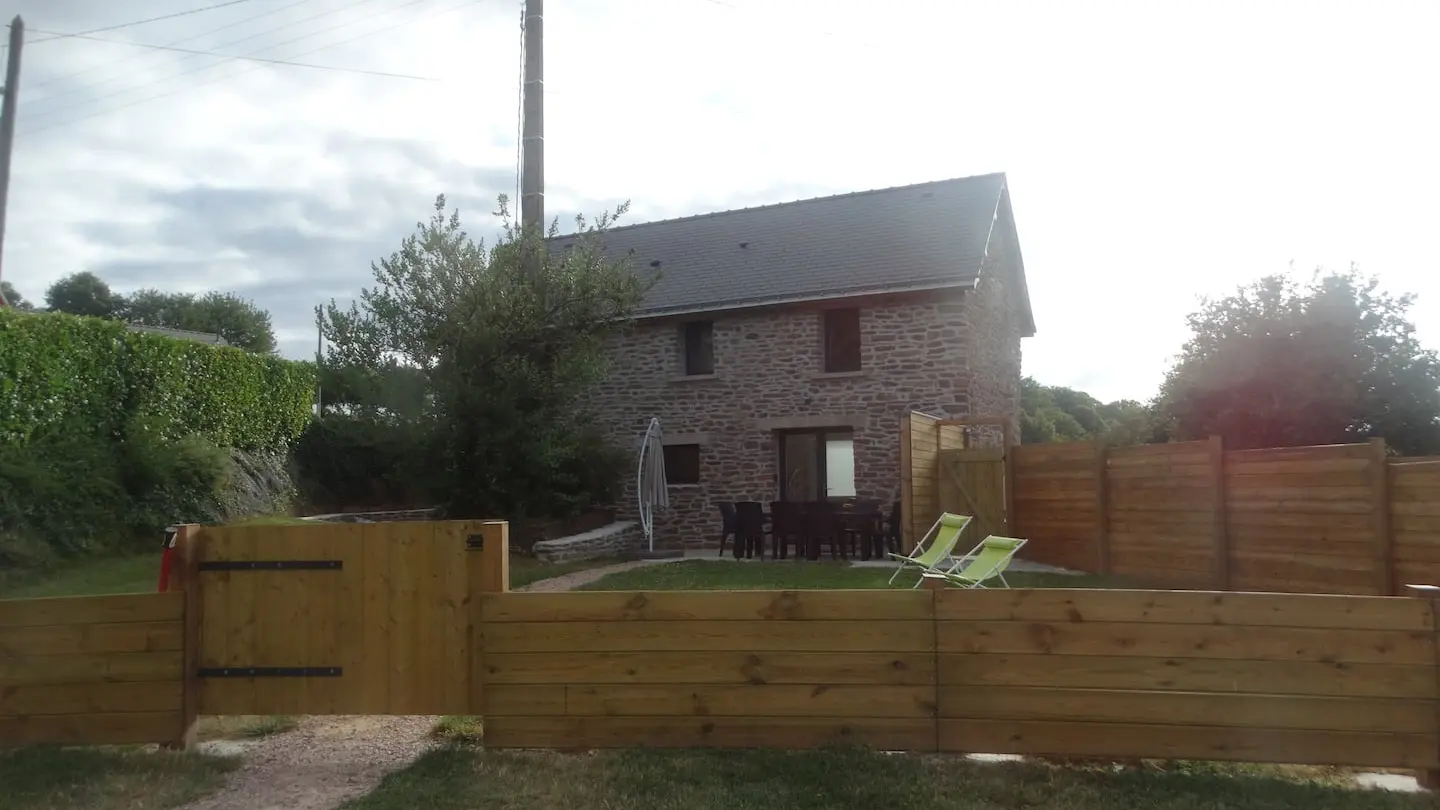 Gîte aux portes de Brocéliande_extérieur3