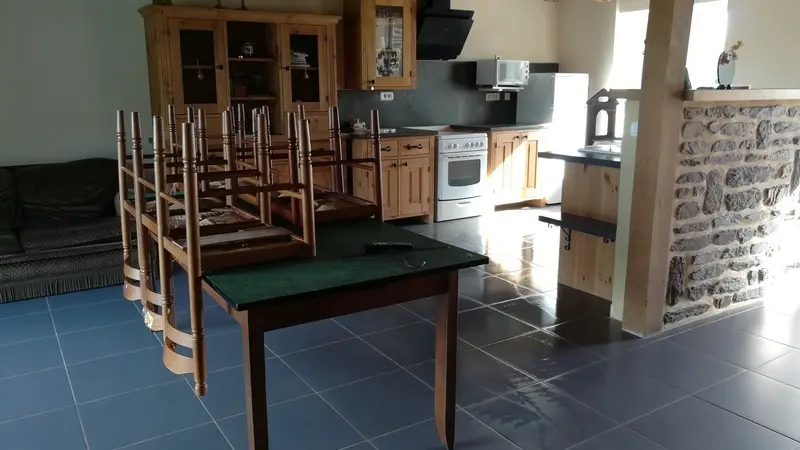 Gîte de la Haie_Plélan_cuisine_vue 2