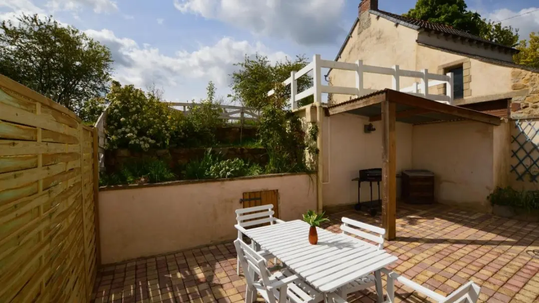 Gite la Tour la pélerinière extérieur