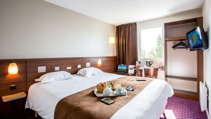 Hôtel-restaurant Brit Hotel le Castel