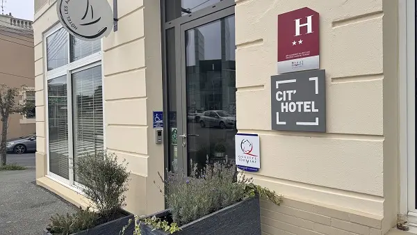 HOTEL LES ALIZES
