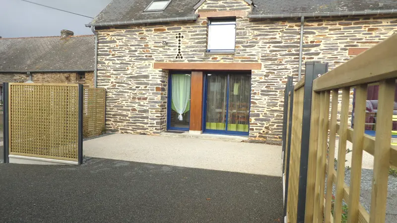 Gîte La pierre bleue à Couëdel