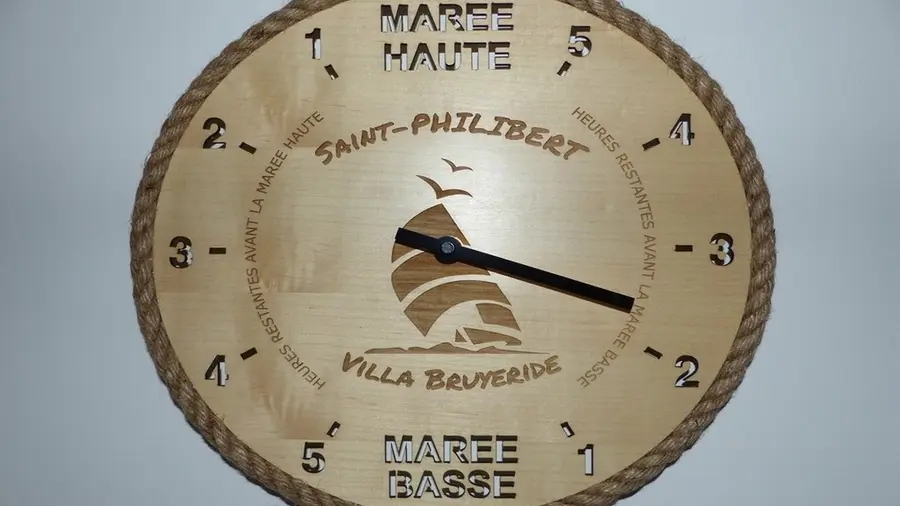 Horloge-des-marées_Villa-Bruyeride