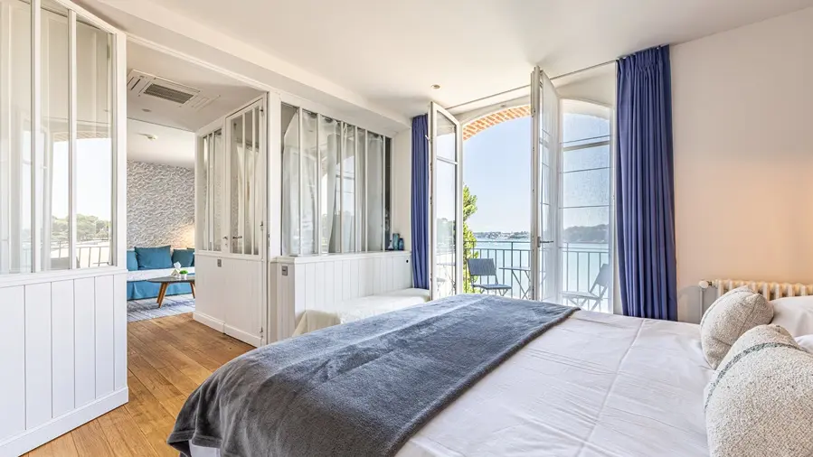 Hôtel Didier Méril Corentin Marais photo brochure