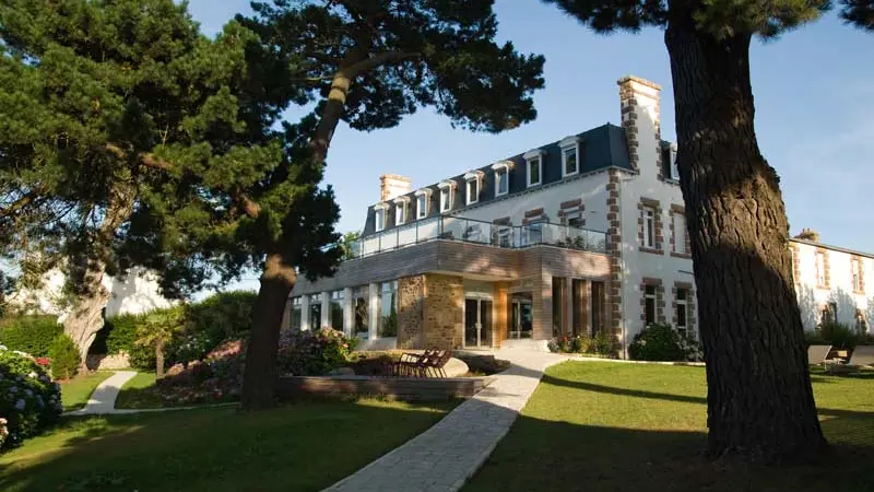 Hôtel Restaurant Les Costans