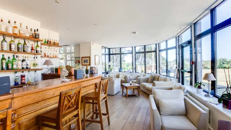 Hôtel-Restaurant Spa Le Tumulus