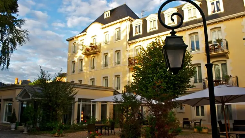 Hôtel-restaurant Grand hôtel de Courtoisville