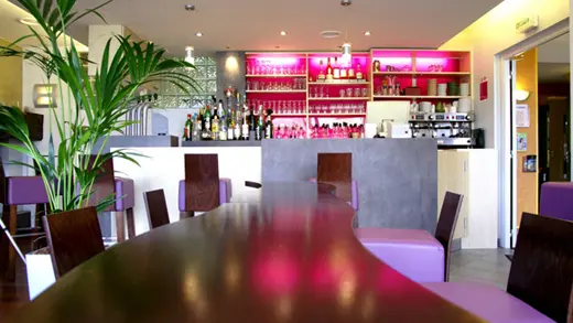 Hôtel.com et restaurant L'Ardoise