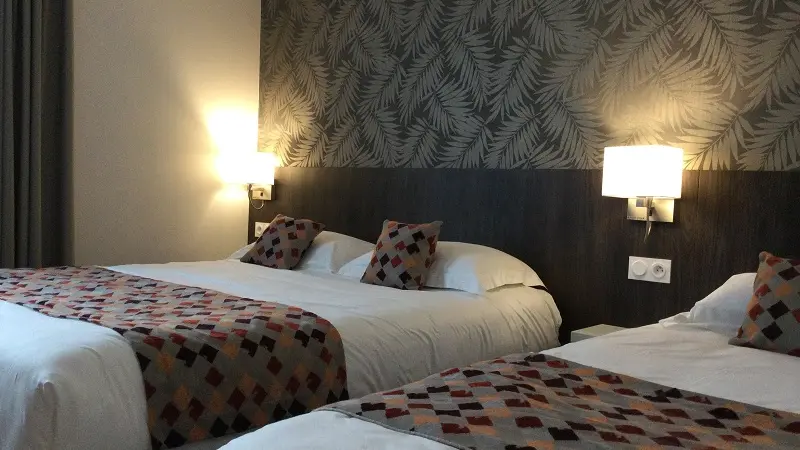 brit hotel L'Hippodrome - chambre - Ploërmel - Morbihan -  Bretagne