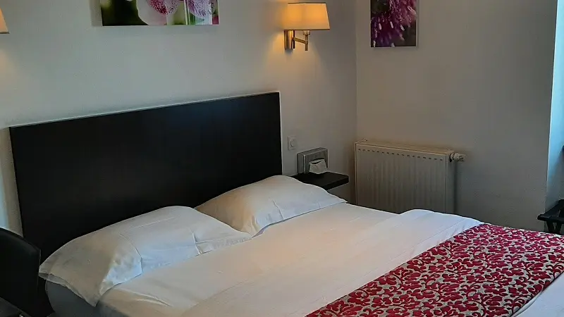 Hotel-Le Bellevue-Guer-Brocéliande-Bretagne