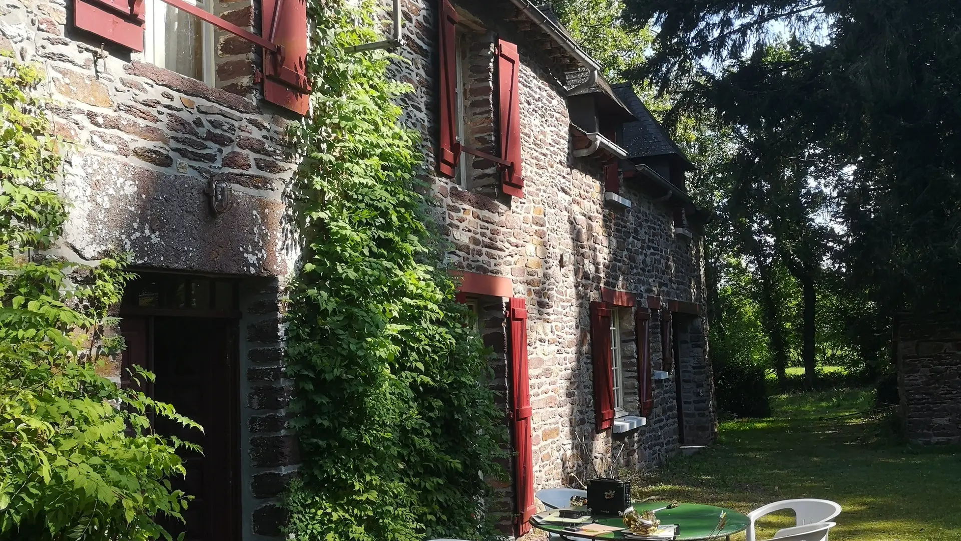 CH sur l'Ille Dana_Paimpont_extérieur