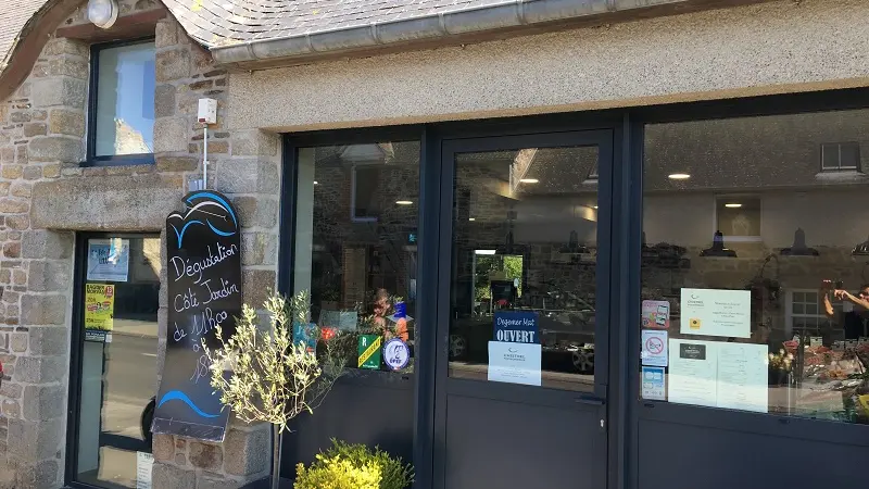 Commerce-Poissonnerie Chistrel-Cherrueix