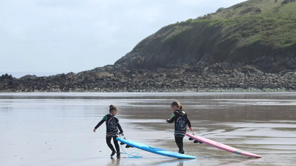 Surfing Locquirec