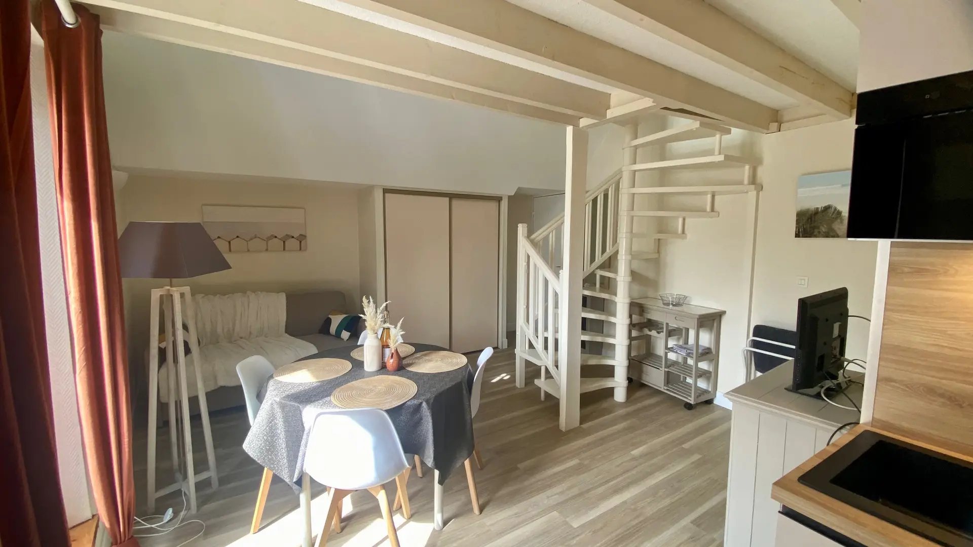 Mme Hulbert Paradice Cézembre à Dinard