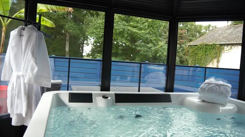 Jacuzzi