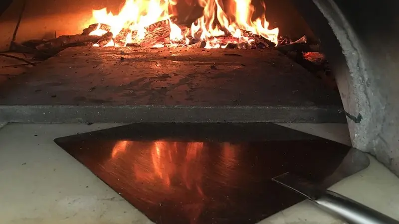 KB Pizza_Paimpont_four à bois