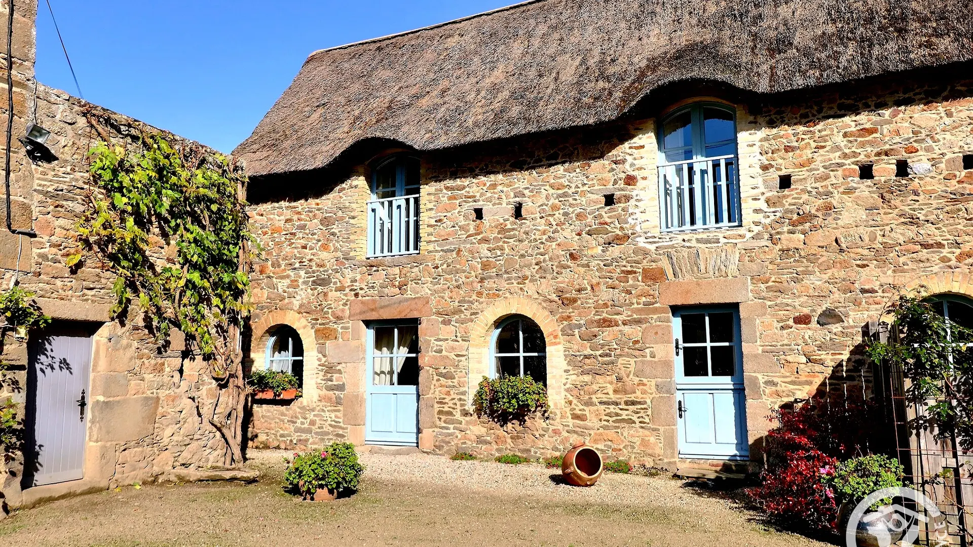 Location - La Chaize - St Jouan