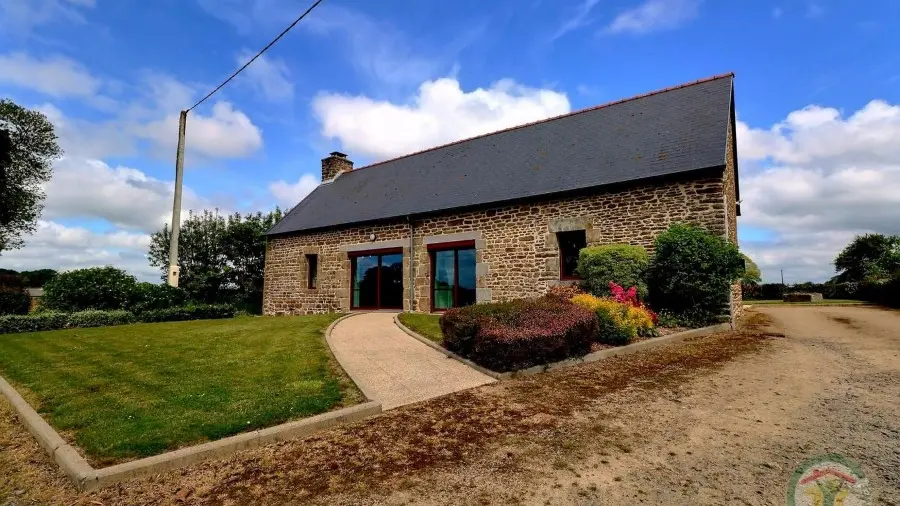 La Halte Ressourçante - Façade du gîte