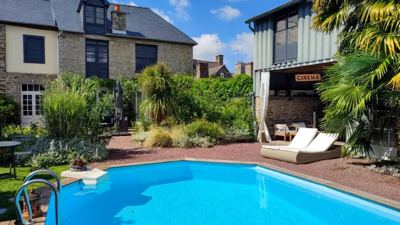 Le 1900_Espace détente_piscine et Lounge