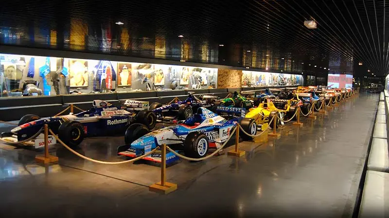 Le Manoir de l'Automobile et des Vieux Métiers