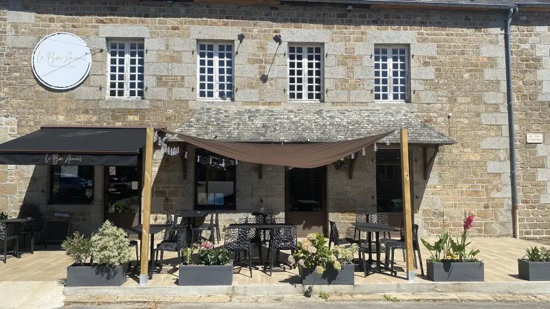 Le bon accueil Facade 800x