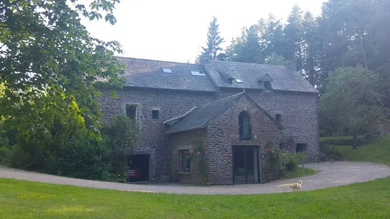 Le moulin de Merlin_Paimpont_parking
