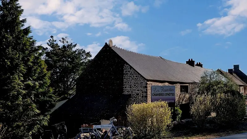 Chambres d'hôtes - Les Fleurettes - St Marcan