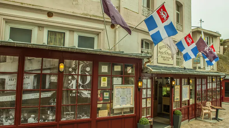 ©Hôtel de la Porte Saint-Pierre