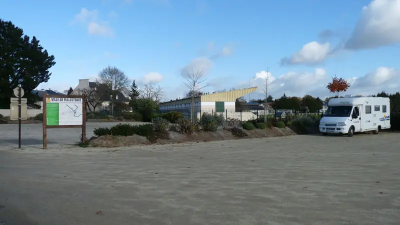 Malestroit aire de camping-car la Daufresne