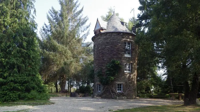 Moulin-Insolite-Augan-Brocéliande-Bretagne