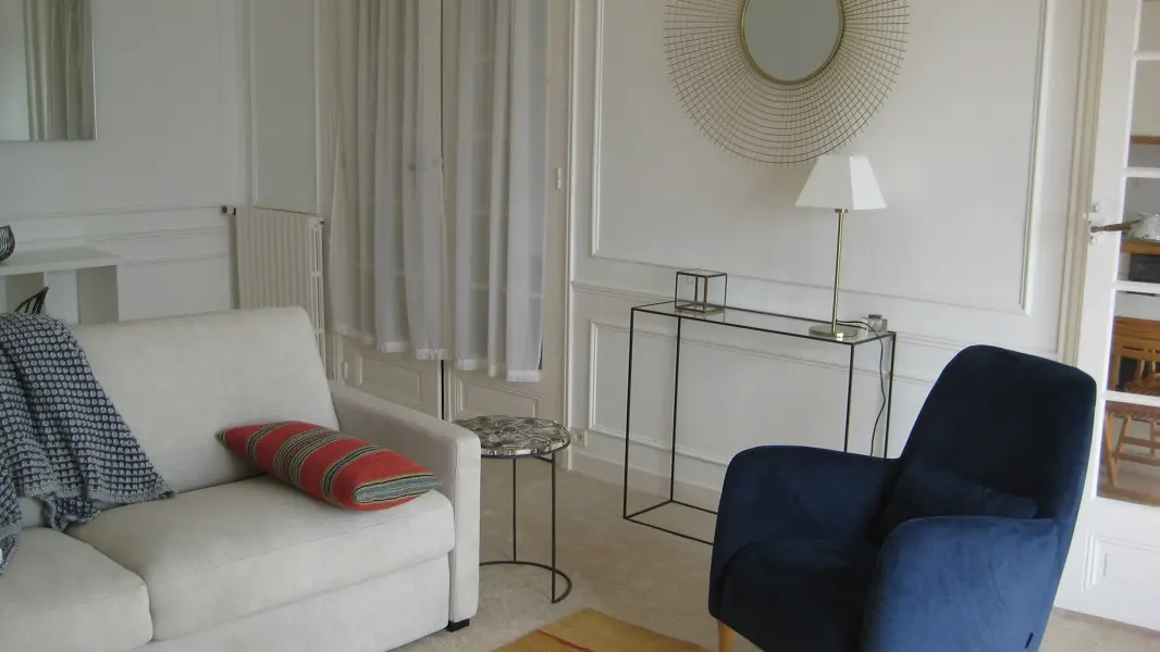 Mme-Therese-Lecoq-Dinard--coin-salon-3