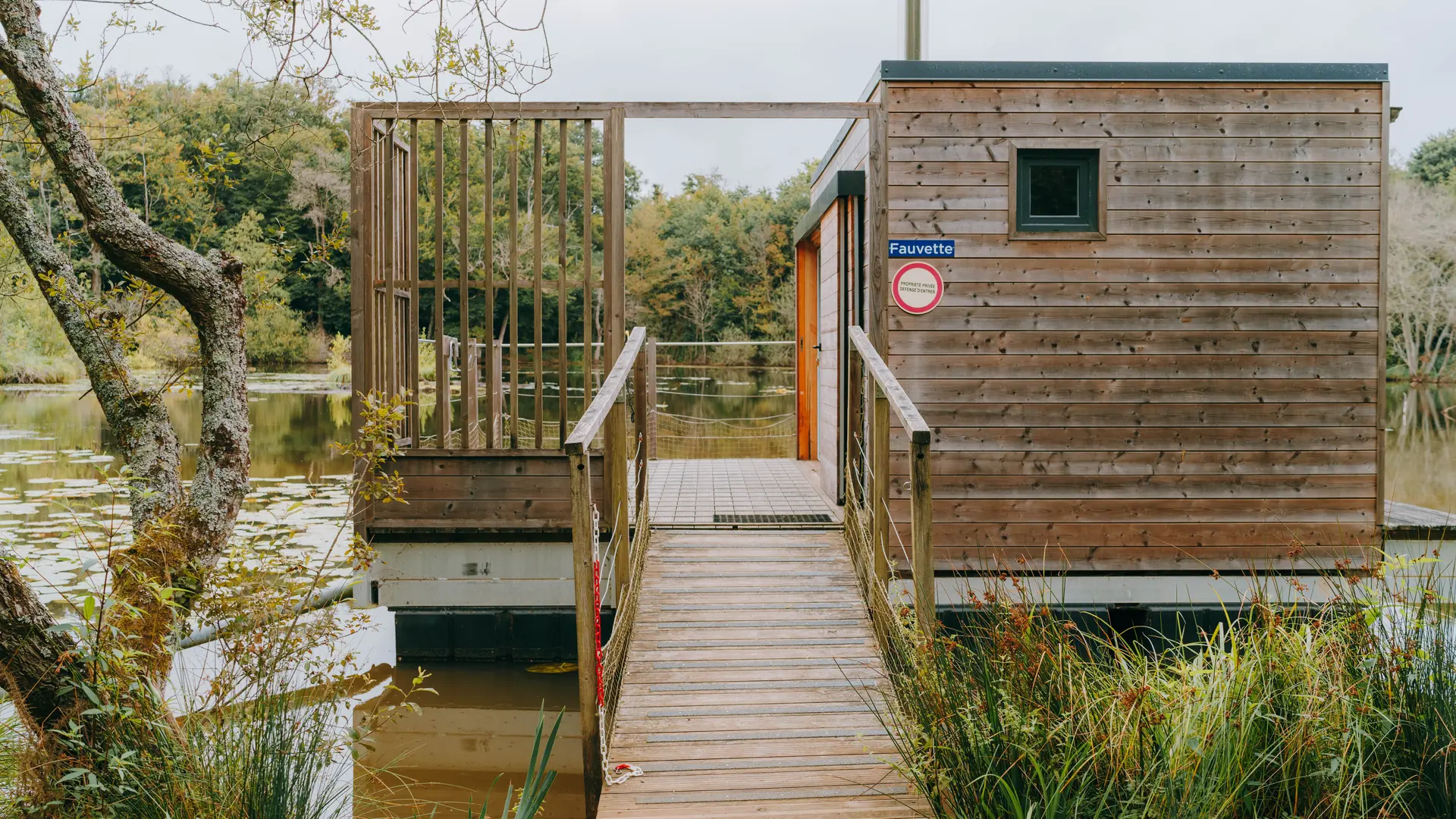 Cabane - éco-camping des Buis
