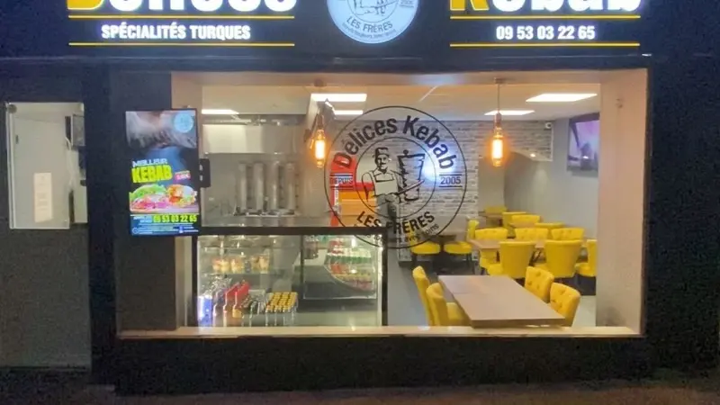 restaurant délices kebab - devanture - ploermel - bretagne