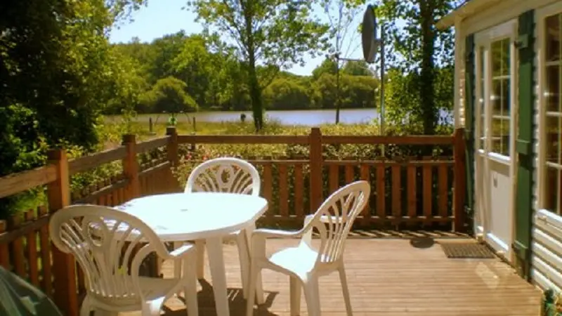 Camping Merlin L'enchanteur - Loyat - Brocéliande