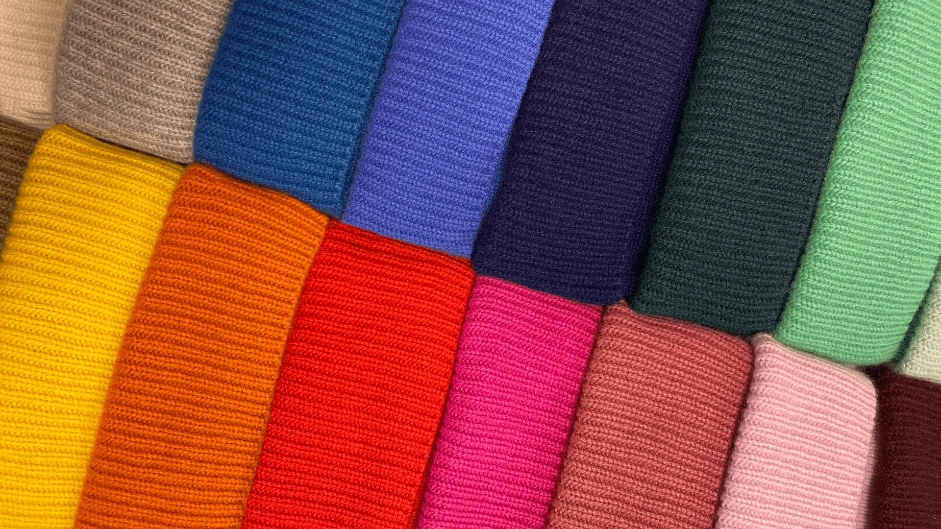 PALETTE DE BONNETS ATELIER BOUTIQUE CÉZEMBRE - 3D-TEX