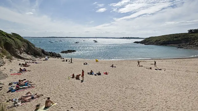 PERRON-plage-saint-briac