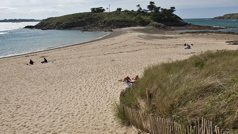 PERRON-plage-saint-briac